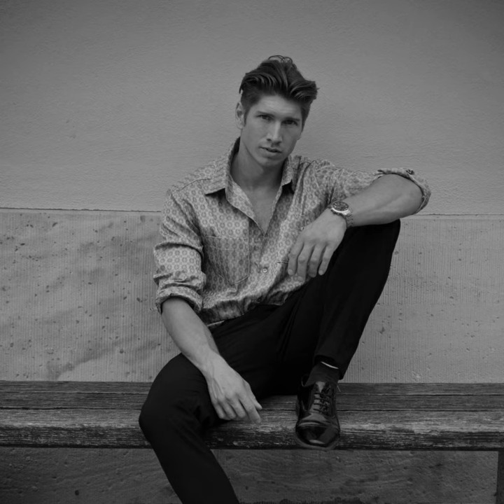 Giovanni Weisheit - Home (The One I Belong To)