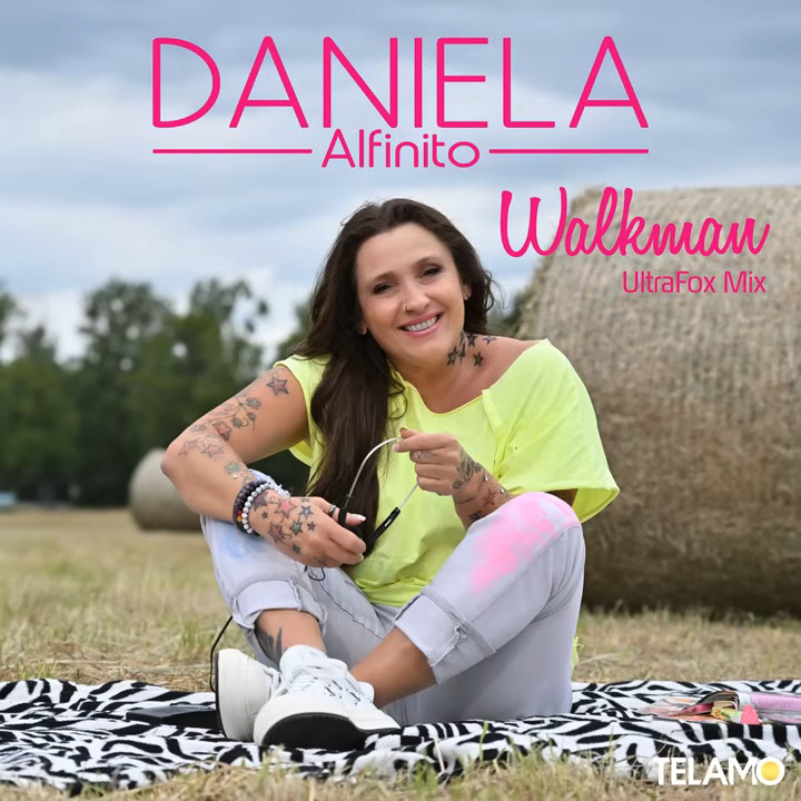 Daniela Alfinito - Walkman (UltraFox Mix)
