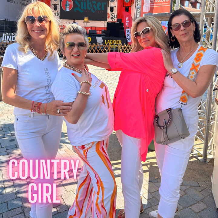 7deLux - Country Girl